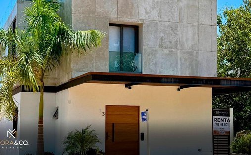 House in Cancún, Quintana Roo, Mexico 1