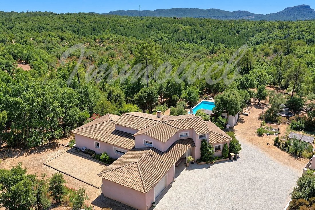 Villa à Saint-Paul-en-Forêt, Provence-Alpes-Côte d'Azur, France 2 - 15379484