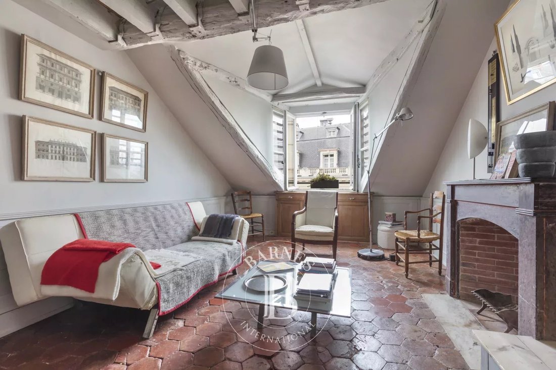 Apartment in Elysées-Madeleine, Paris 8e Arrondissement, Paris 1 - 19029476