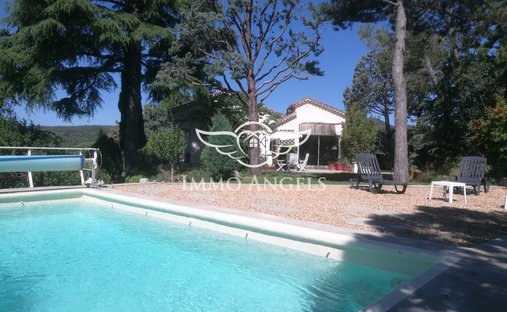 Casa a Chantilly, Alès, Francia 1