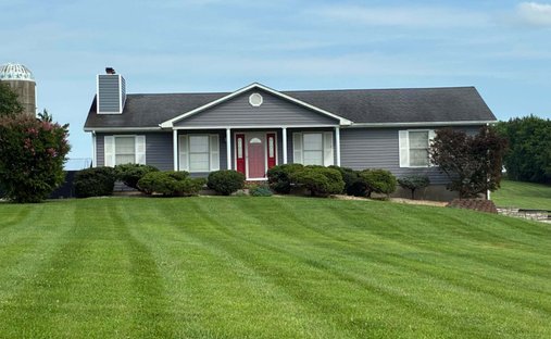 House in Harrodsburg, Kentucky, United States 1