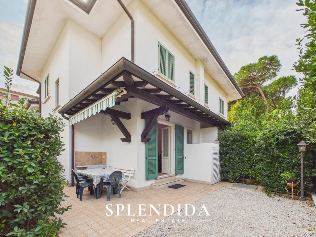 Maisons de campagne à Vittoria Apuana, Forte dei Marmi, Toscane 4 - 18995887