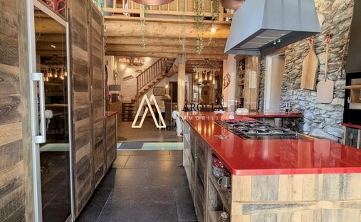 Chalet in Bourg-Saint-Maurice, Auvergne-Rhône-Alpes, France 1
