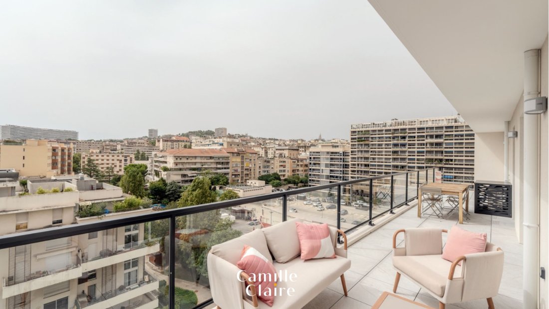 Apartment in Pointe Rouge, 8e Arrondissement, Marseille 2 - 19021467