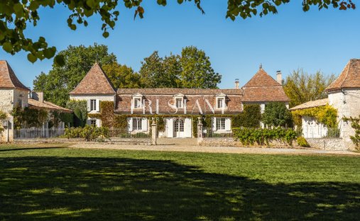 Estate in Vieux Bergerac, Bergerac, France 1