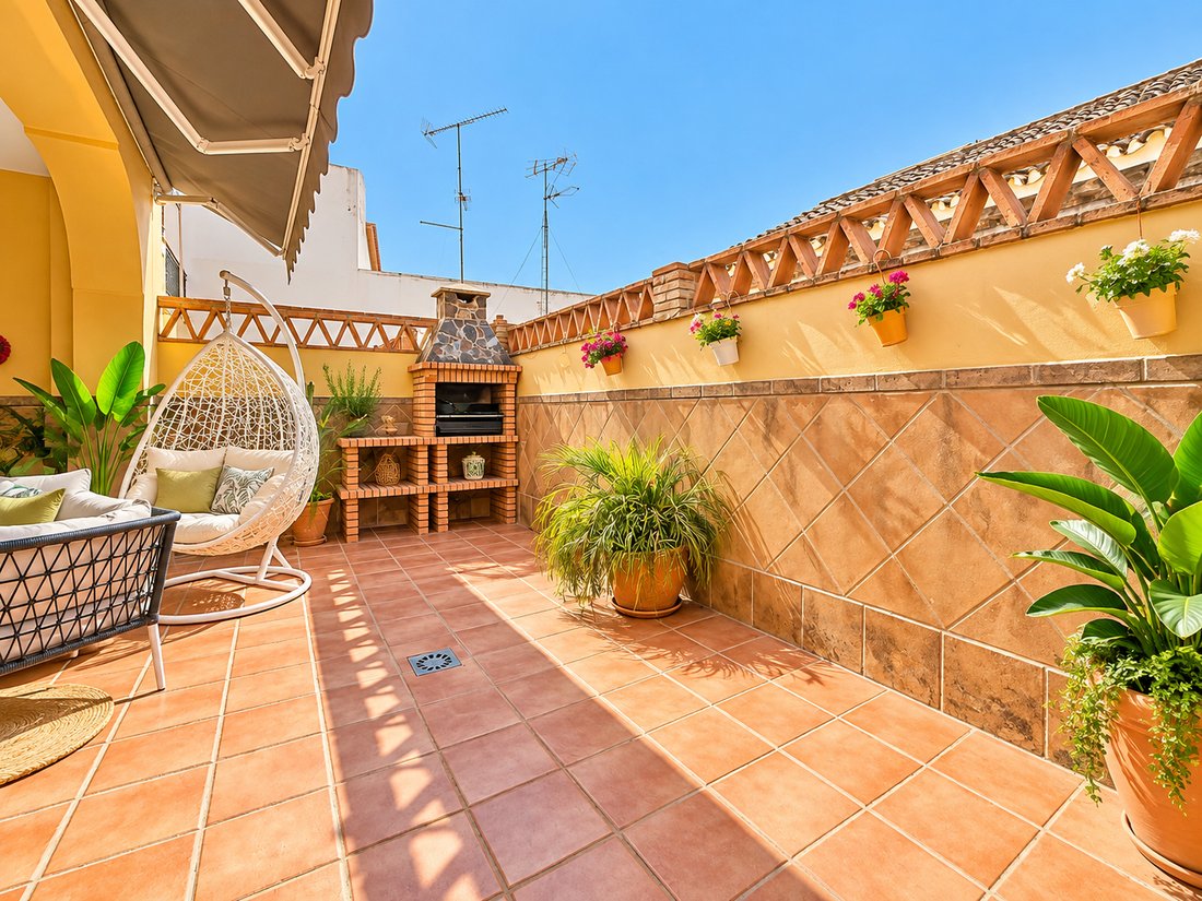 Townhouse in Estepona, Andalusia, Spain 3 - 19032651