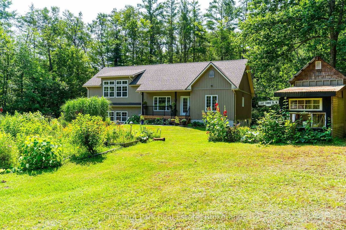 House in Bracebridge, Ontario, Canada 2 - 19028094
