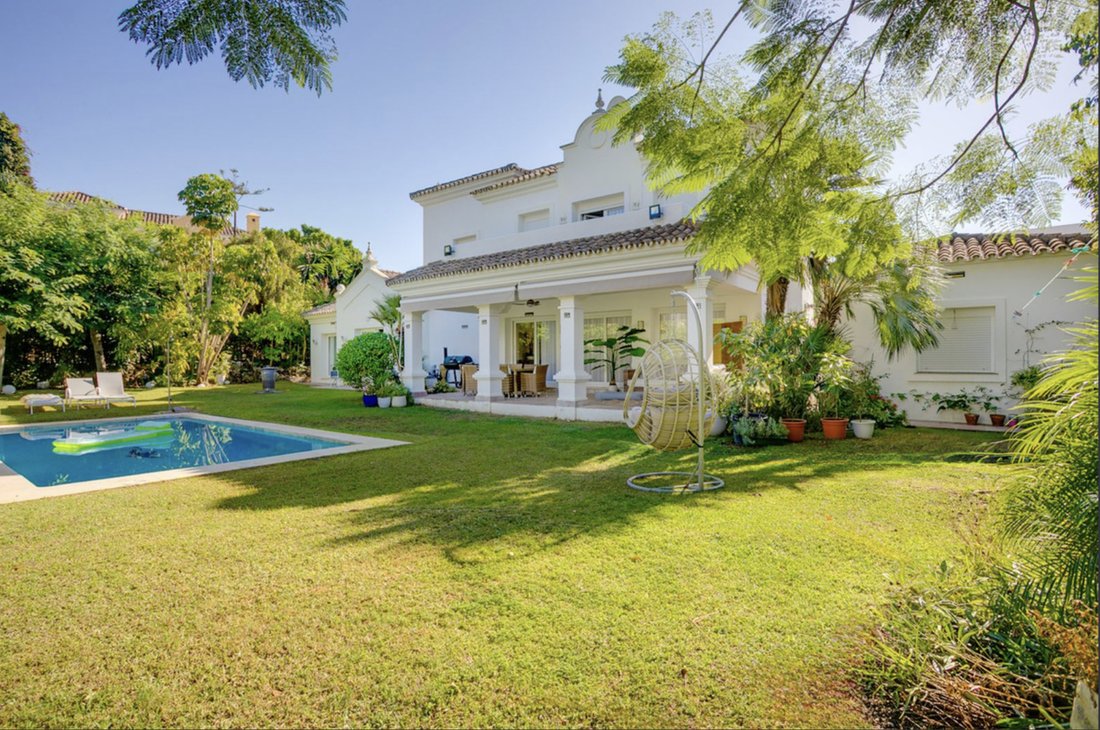 Villa in Estepona, Andalusia, Spain 2 - 19027998