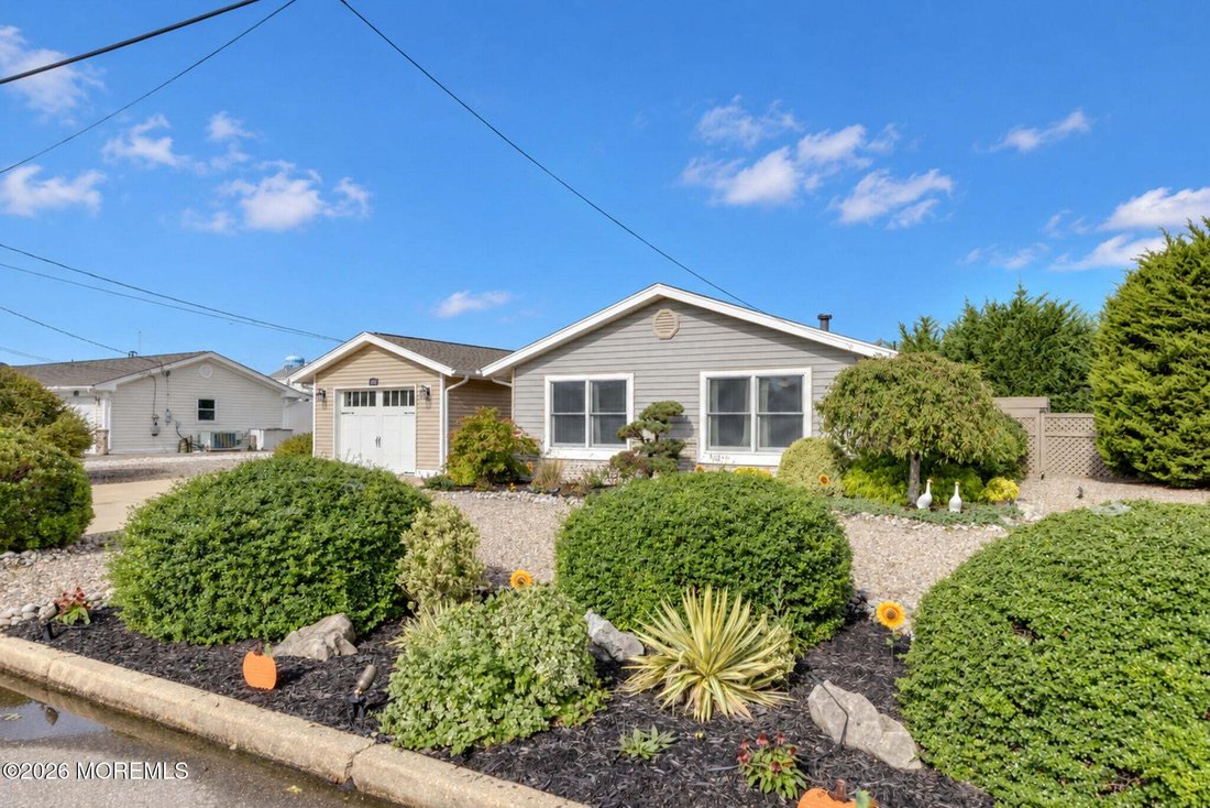House in Barnegat Township, New Jersey, United States 1 - 19026893