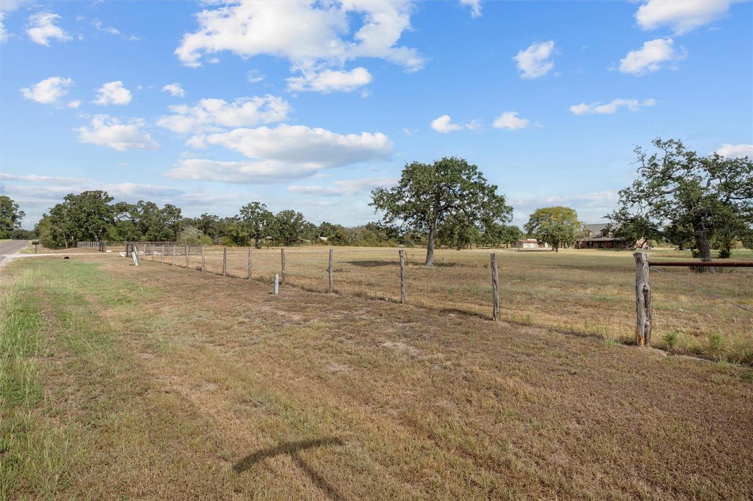 House in College Station, Texas, United States 4 - 19027260