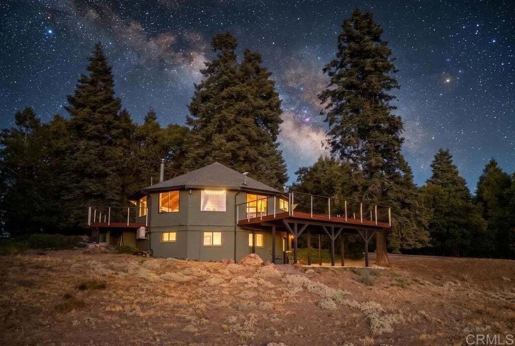 House in Palomar Mountain, California, United States 1 - 19027017
