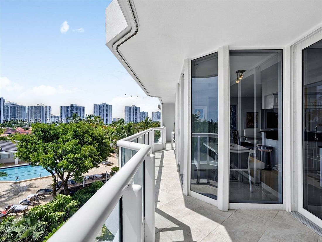 Condo in Aventura, Florida, United States 2 - 19020369