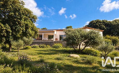 Casa en Capouchiné, Nimes, Francia 1