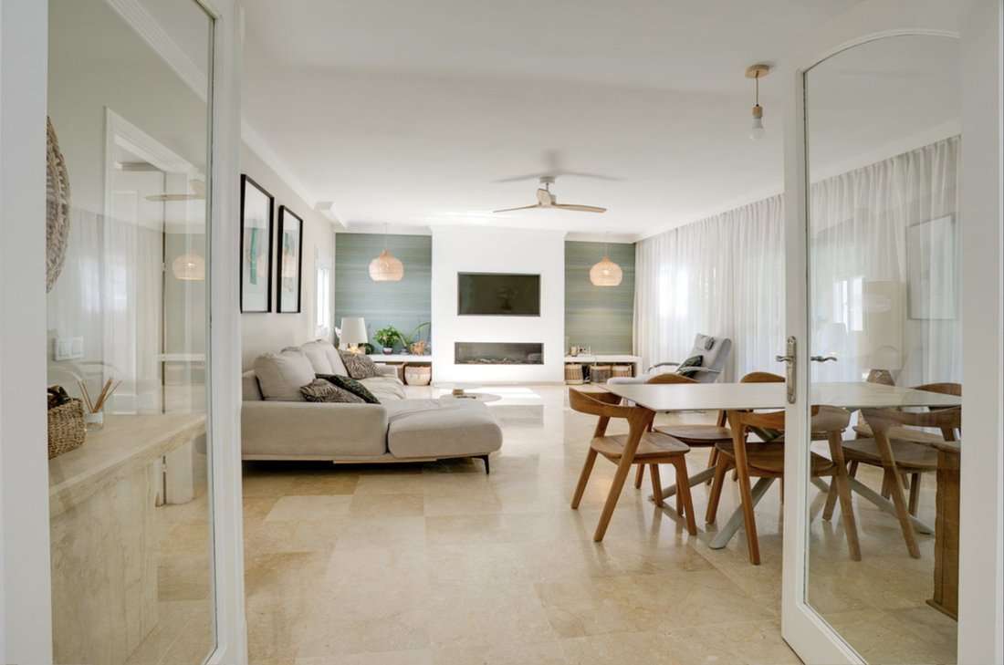 Villa in Estepona, Andalusia, Spain 3 - 19027998