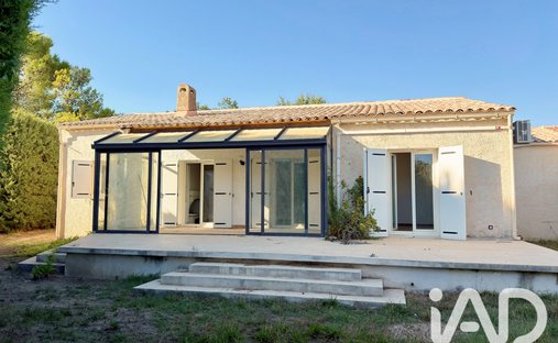 Casa a Les Faurys, Venelles, Francia 1