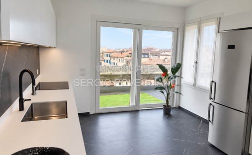 Penthouse en San Nicolás - Porta Santi Quaranta, Treviso, Italia 1