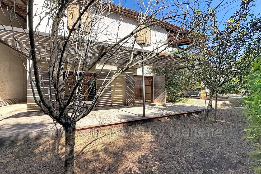 Villa en La Môle, Provenza-Alpes-Costa Azul, Francia 3 - 13536745