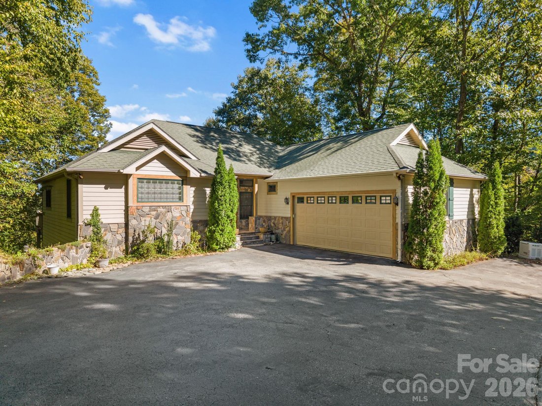 House in Whittier, North Carolina, United States 1 - 19030986