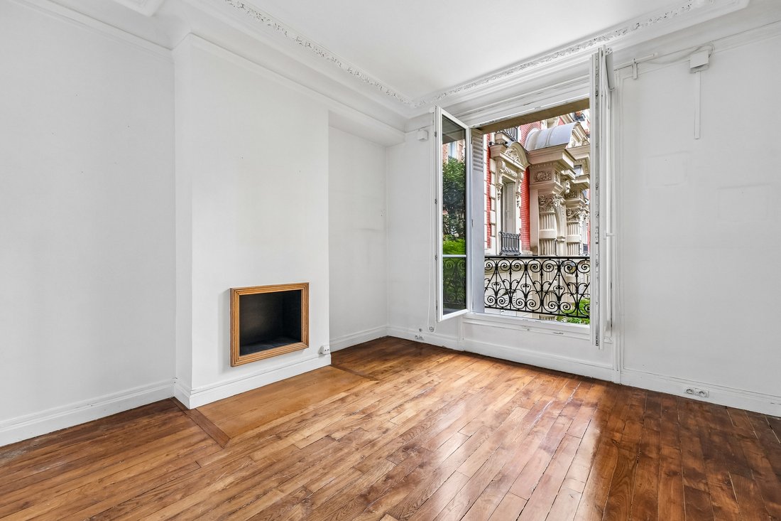 Apartment in Montmartre, Paris 18e Arrondissement, Paris 5 - 19021621