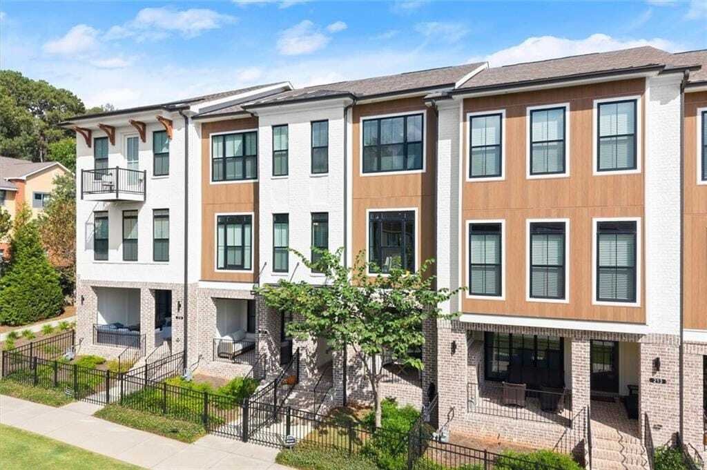Townhouse in Alpharetta, Georgia, United States 1 - 19023313