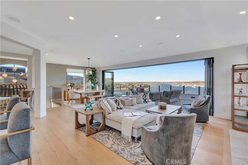 Condo in Newport Beach, California, United States 3 - 19024464