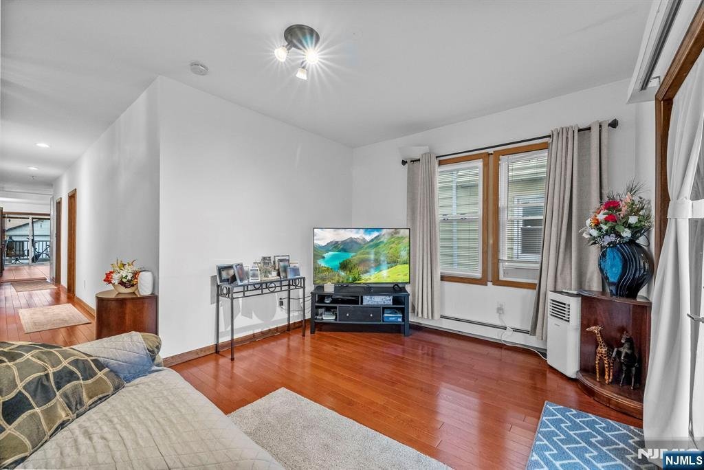 Apartment in Elizabeth, New Jersey, United States 4 - 19022618