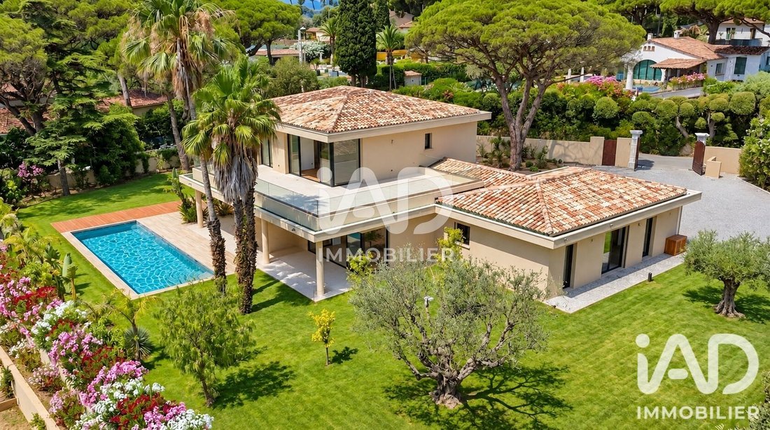 House in Grimaud, Provence-Alpes-Côte d'Azur, France 3 - 19028702