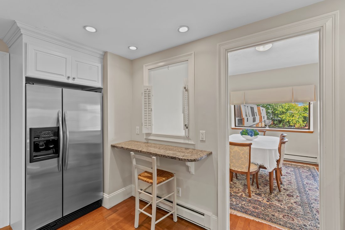 Condo in Wellesley, Massachusetts, United States 5 - 19028142