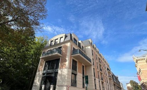 Apartment in Centre-Bras de Marne, Saint-Maurice, France 1