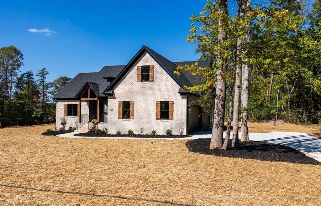 Casa a Reidsville, Carolina del Nord, Stati Uniti 3 - 18419320