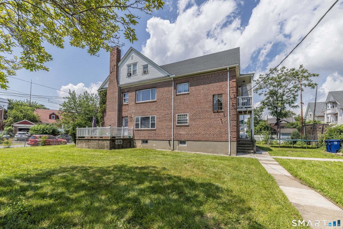 House in Bridgeport, Connecticut, United States 5 - 19026947
