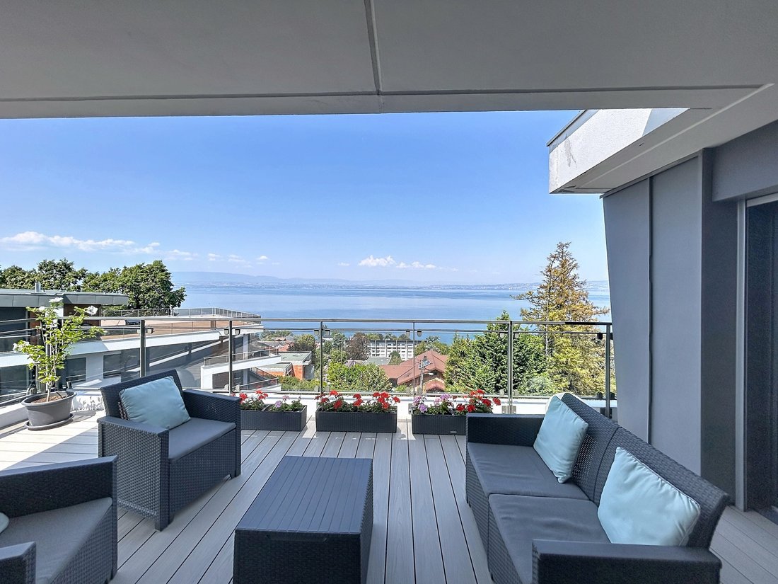 Apartment in Bord du Lac, Evian-les-Bains, France 2 - 19028139