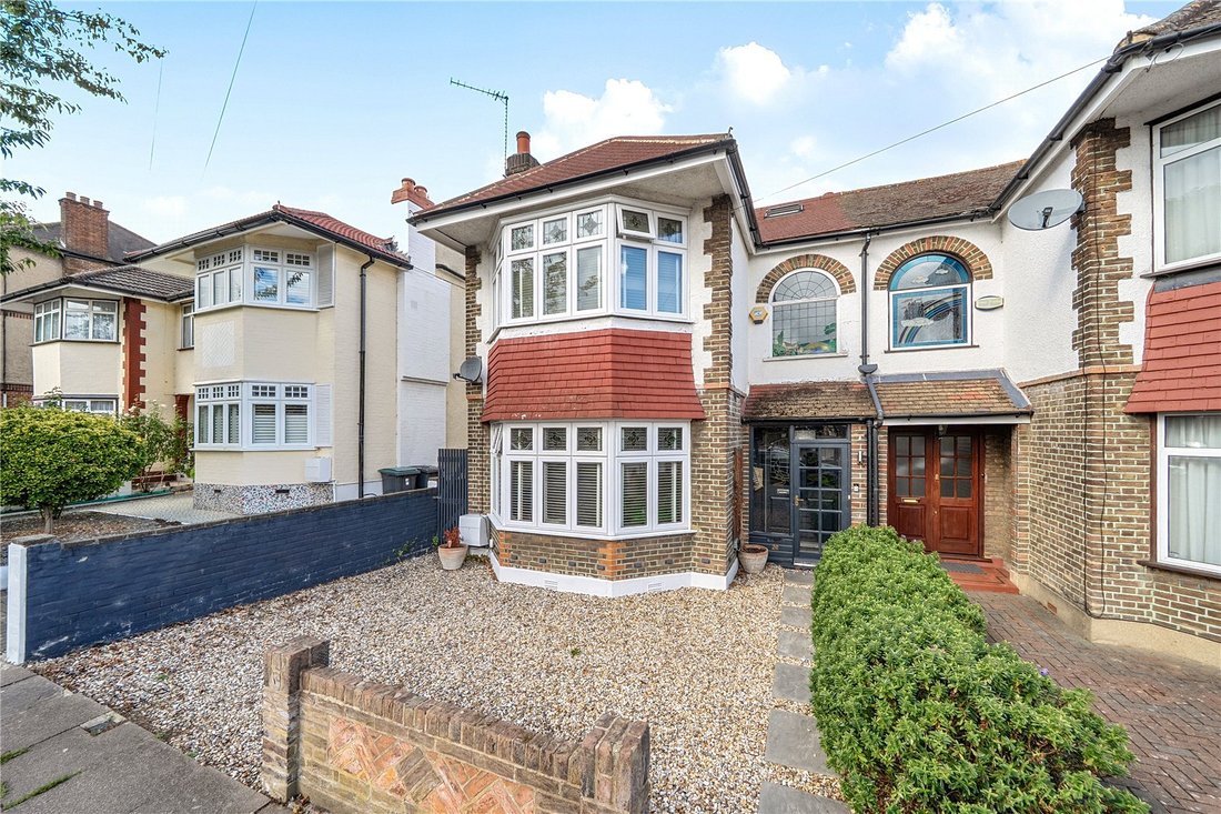 House in Bounds Green, Haringey, England 1 - 19027145