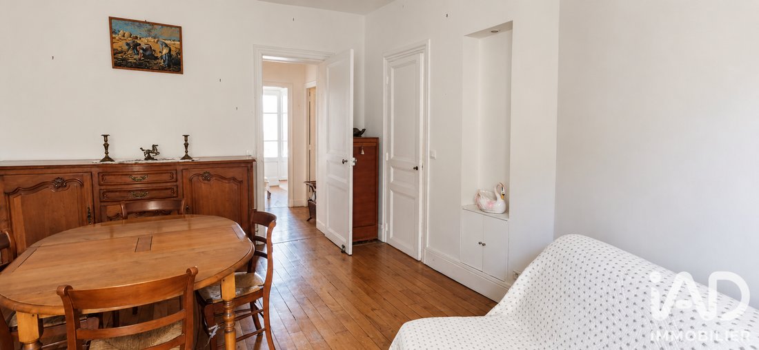 Appartamento a Clignancourt-Jules Joffrin, Paris 18e Arrondissement, Parigi 4 - 19028674