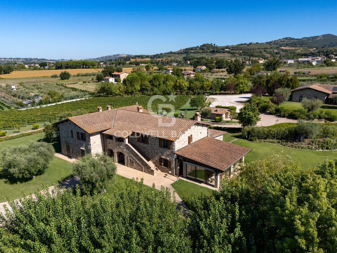 Maisons de campagne à Assise, Ombrie, Italie 5 - 19026484