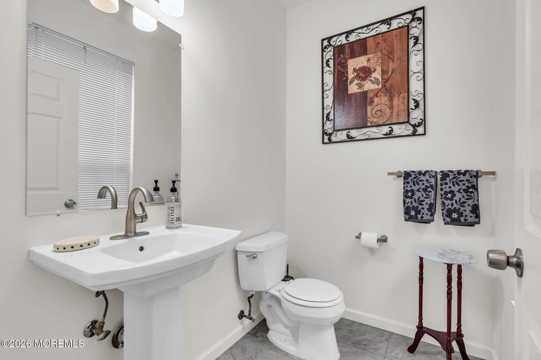 House in Freehold Township, New Jersey, United States 3 - 19032426