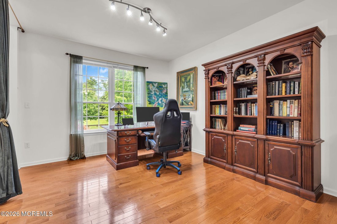 House in Freehold Township, New Jersey, United States 4 - 19032426