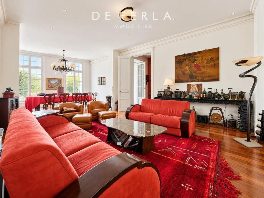 Apartment in Porte Dauphine, Paris 16e Arrondissement, Paris 4 - 19032843