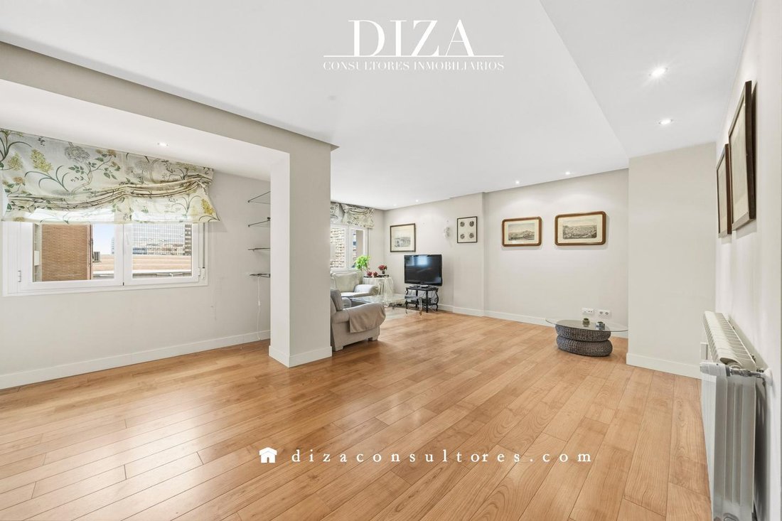 Apartment in Tetuan, Madrid, Spain 3 - 19021240