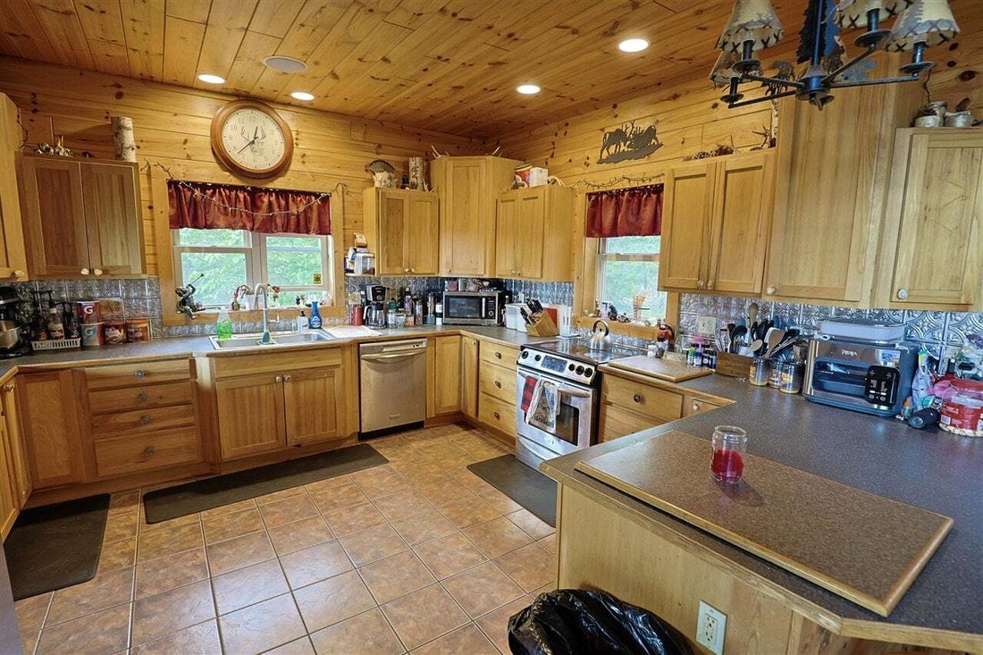 House in Atlanta, Michigan, United States 3 - 19030995