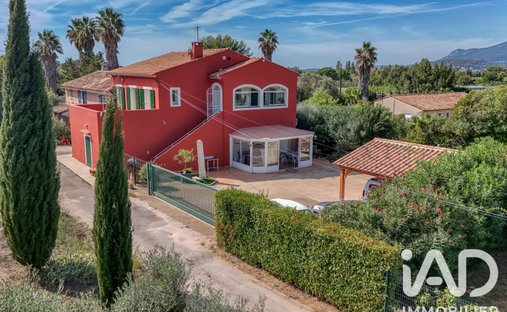 Casa en La Crau, Provenza-Alpes-Costa Azul, Francia 1