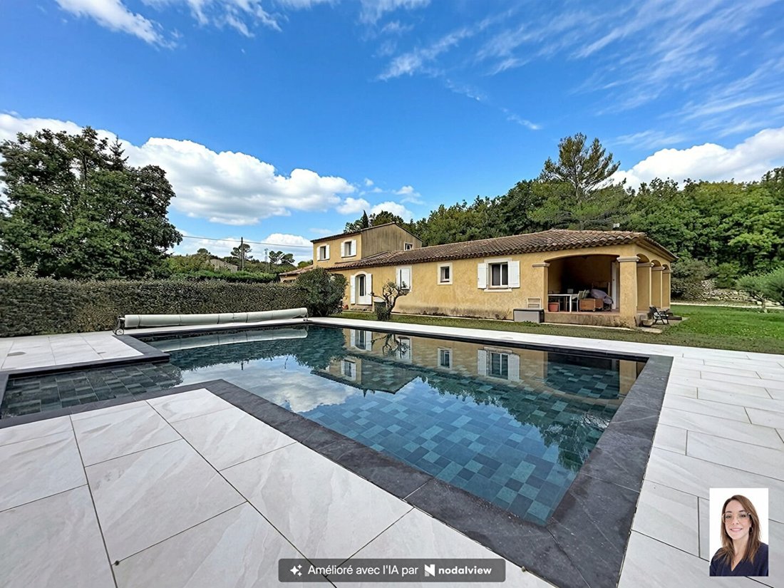 Villa in Tourves, Provence-Alpes-Côte d'Azur, France 2 - 19026099