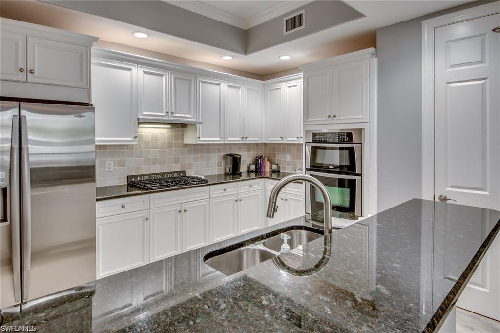 Condo in Miromar Lakes, Florida, United States 5 - 19028090