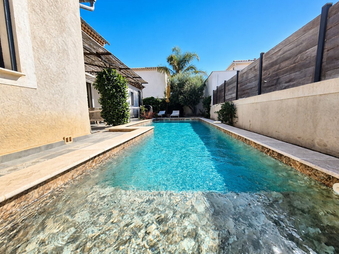 Villa in Six-Fours les Plages, Provence-Alpes-Côte d'Azur, Frankreich 3 - 18927647