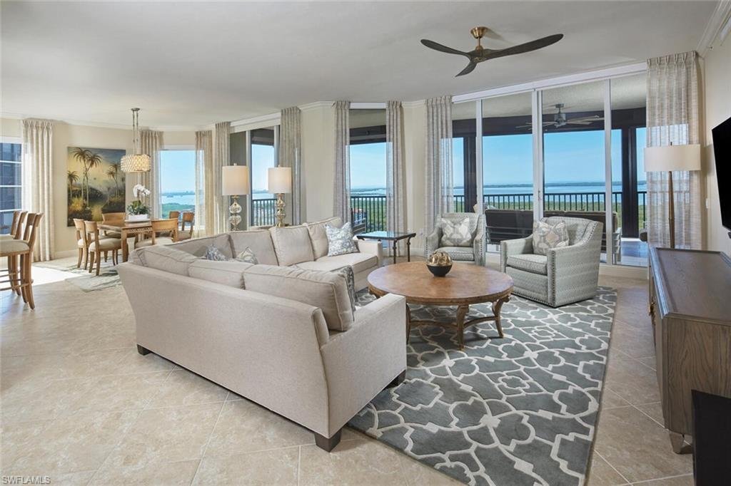 Condo in Estero, Florida, United States 5 - 19028115