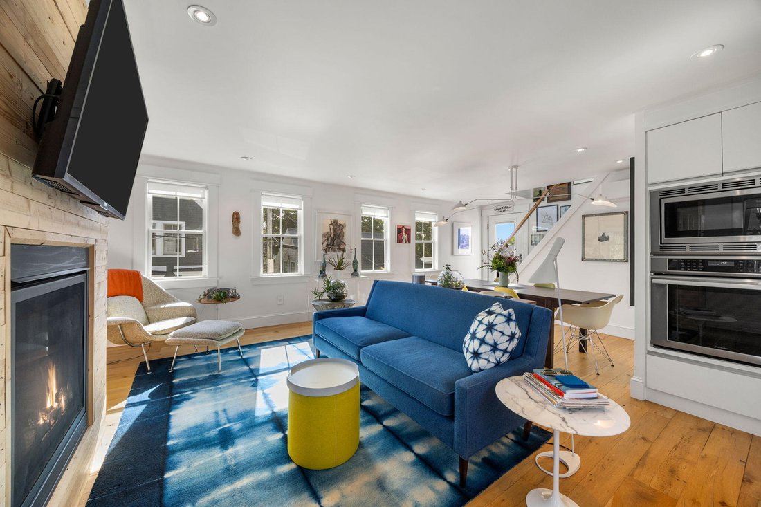 Condo in Provincetown, Massachusetts, United States 5 - 19028158