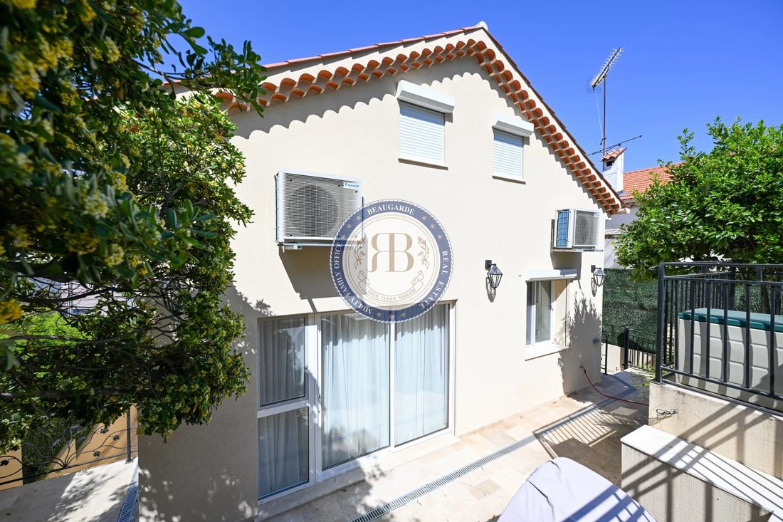 Casa en Plaza de Gaulle, Antibes, Francia 3 - 18672605