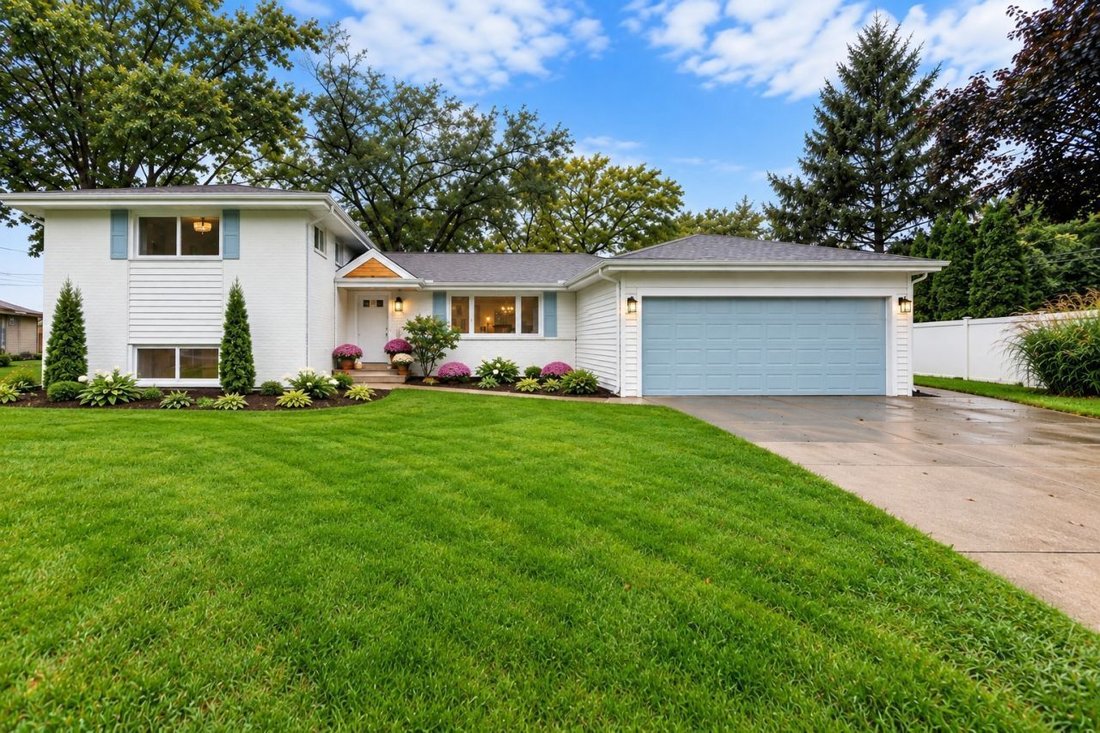 House in Glenview, Illinois, United States 1 - 19031676