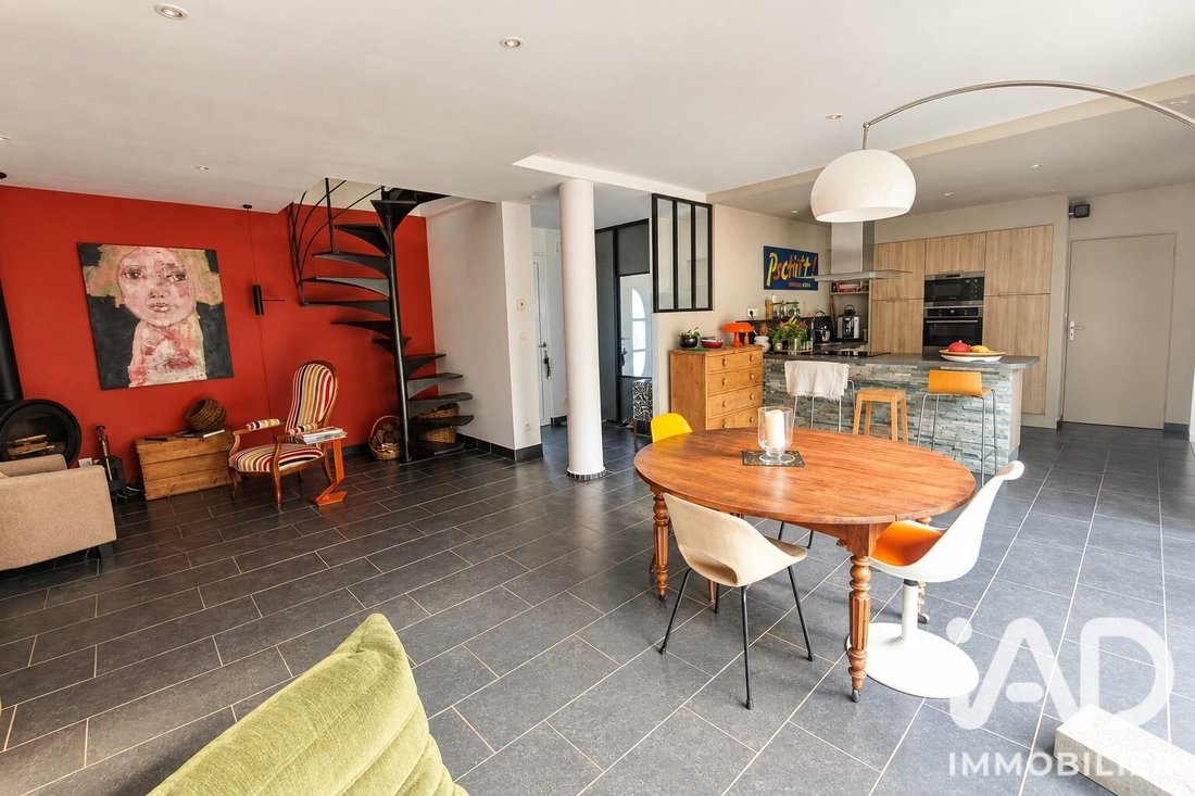House in Rive Gauche, Changé, Pays de la Loire 3 - 19028746