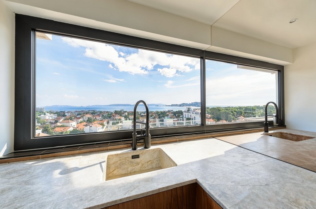 Apartment in Pointe Rouge, 8e Arrondissement, Marseille 5 - 19025394